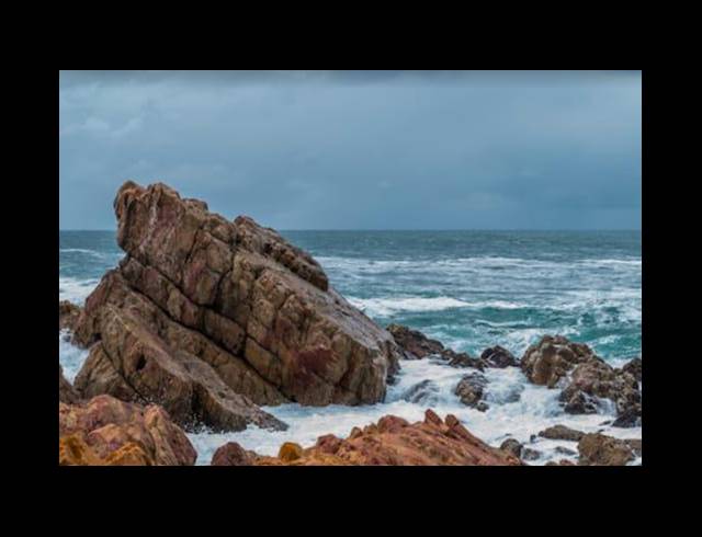 LAND FOR SALE IN DANA BAY